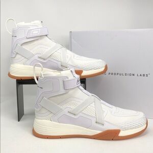 APL Men Athletic Propulsion Labs Super Future White Black Gum Basketball-Size 13